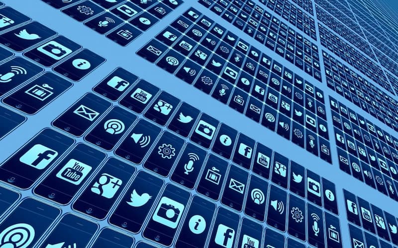 Hotel Marketing Channels x ()