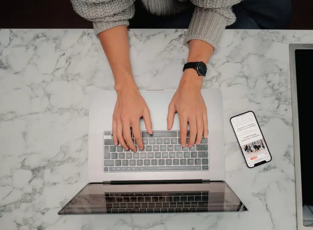 como optimizar un sitio web de hotel